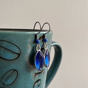Handcrafted Oval dangling earrings 4